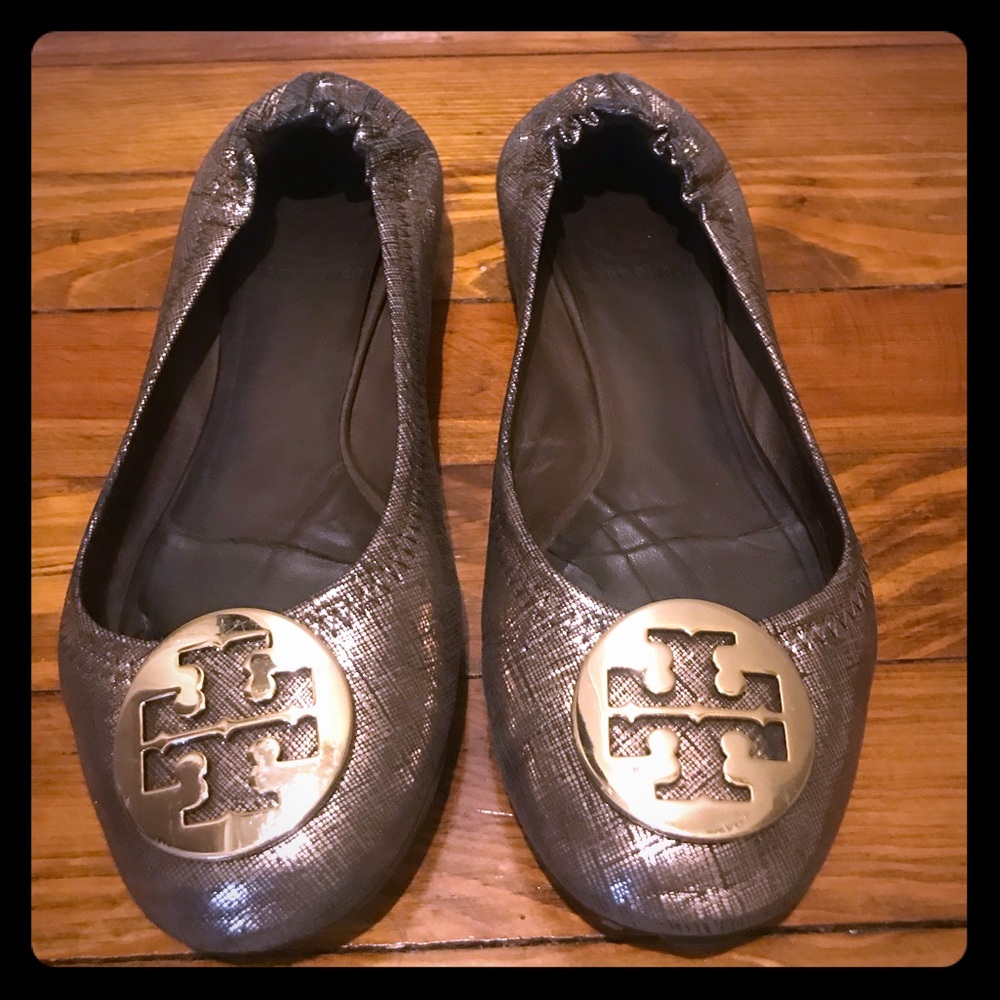Tory Burch gold metallic ballerina flats - size 7